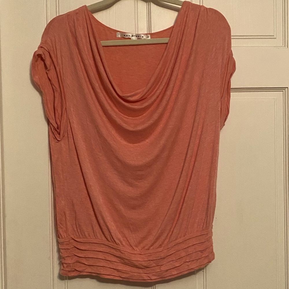 Super flattering top from Max Sudio